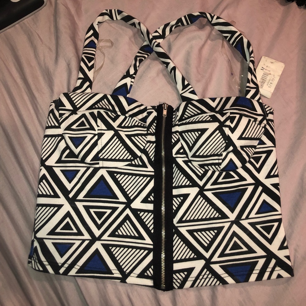 New with tags! Joyce Leslie patterned crop top